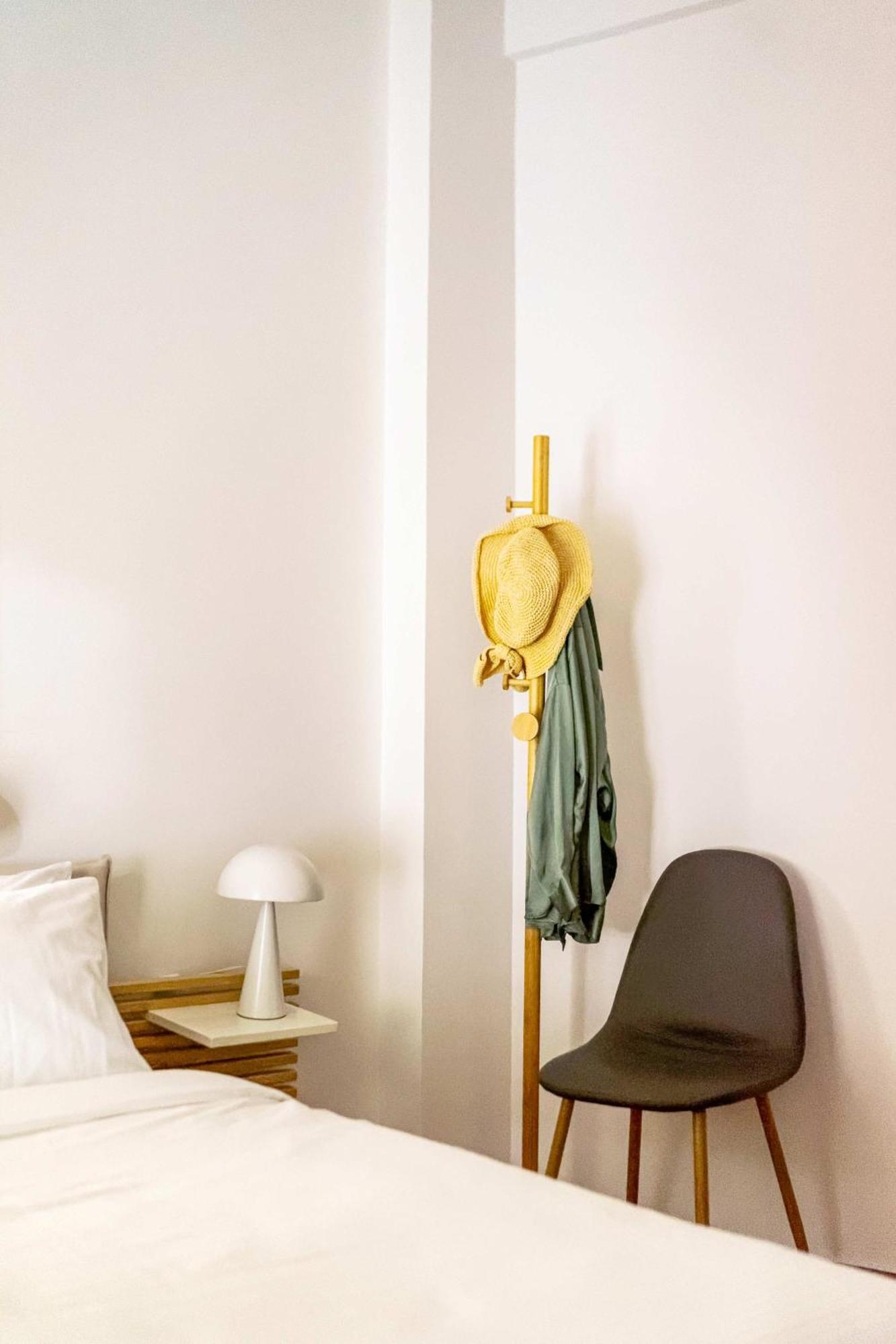 O&O Group - Eclectic Chic Thissio Apartment Athens Ngoại thất bức ảnh