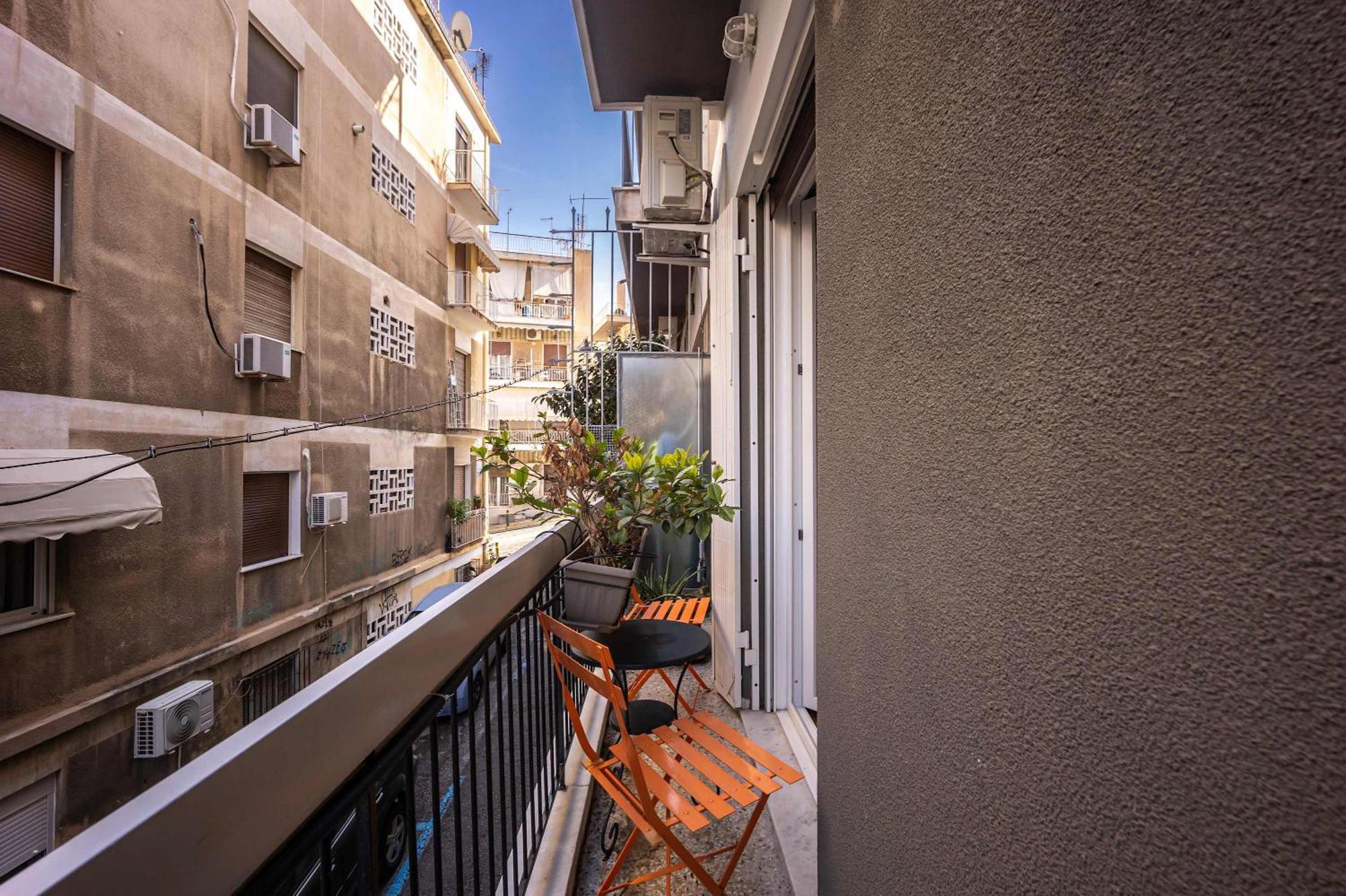 O&O Group - Eclectic Chic Thissio Apartment Athens Ngoại thất bức ảnh